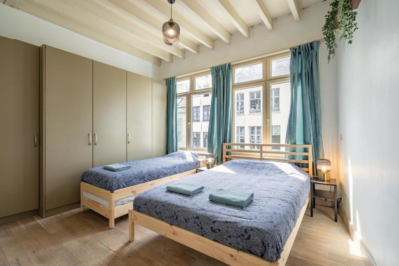 Tempel Triplex & Duplex At Historic Heart Of Antwerpアパートメント エクステリア 写真